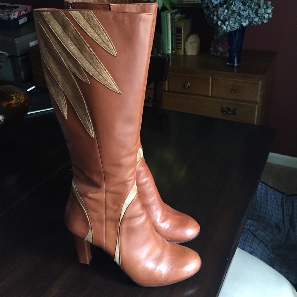 Gorgeous Cole Haan boot with Nike Air technology