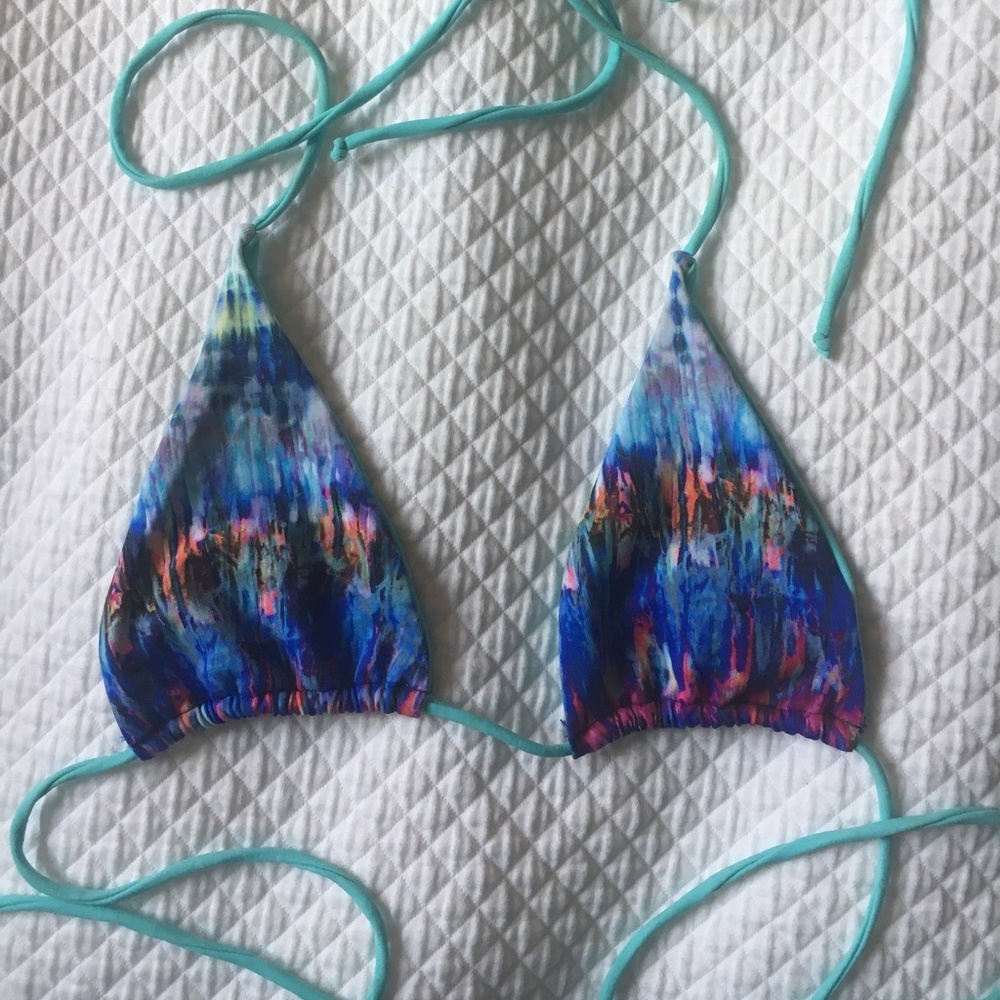 Beauty and the beach bikini top