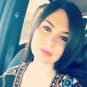 Meet your Posher, Carla