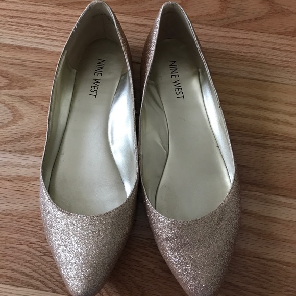 Nine West Gold Glitter So Easy Ballet Flats Size 6 - Picture 1 of 4