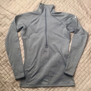 💥price drop💥Nike PRO hyperwarm dri fit. Size M.