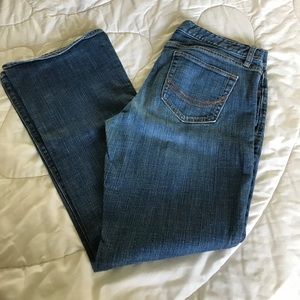 Old Navy Dreamer Size 8 Petite Old Navy Dreamer Size 8 Petite