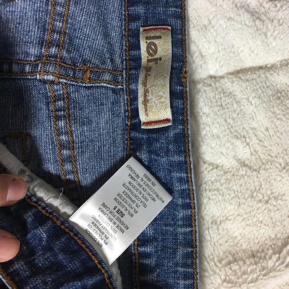 Leo mini jean skirt - Picture 2 of 4