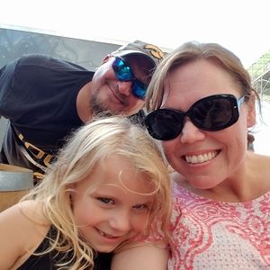 Meet your Posher, Regina