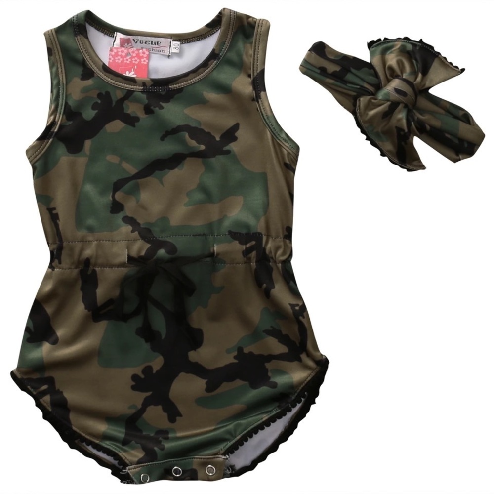 Boutique 2pc camouflage outfit.