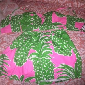 NWT Lilly Pulitzer two piece set size 4 NWT Lilly Pulitzer two piece set size 4