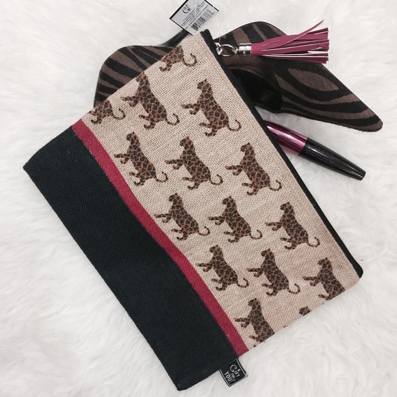Tiger Print Jute Clutch - Picture 3 of 8