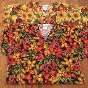 🍁Beautiful fall scrub tops🍁