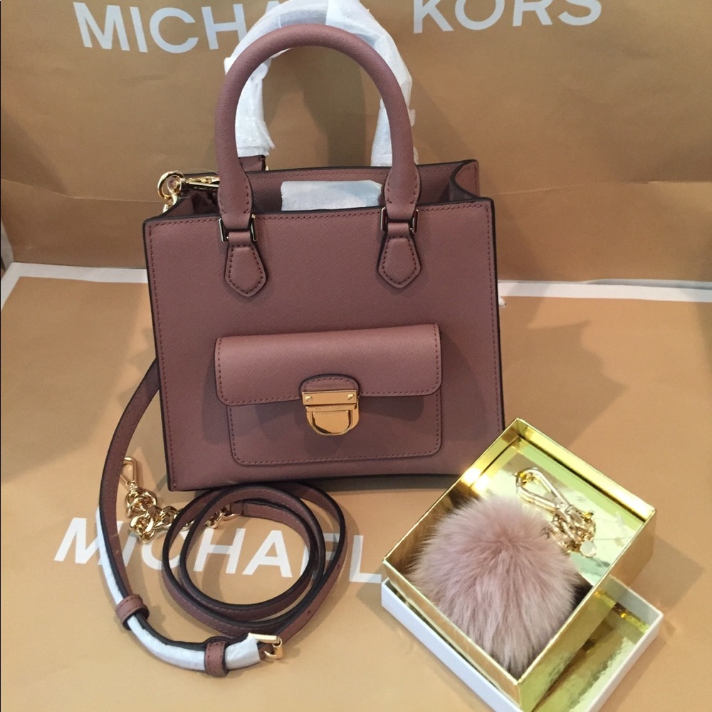 🌹🌟SOLD✅🌹Michael Kors Bridgett/mini messenger 🌸 - Picture 1 of 8