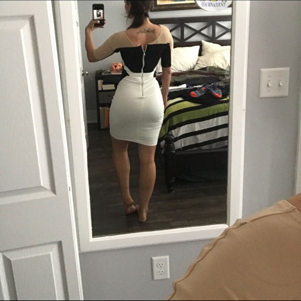Bebe Color-block Dress - Picture 4 of 4