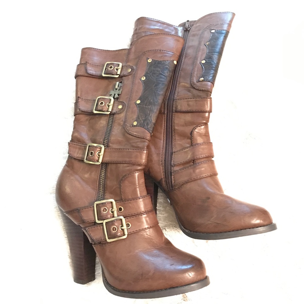 ❌SOLD! 🍁Dollhouse Knee Hi Buckle Heel Boot