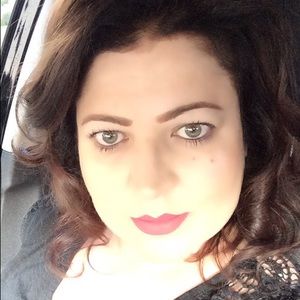 Meet your Posher, Alketa