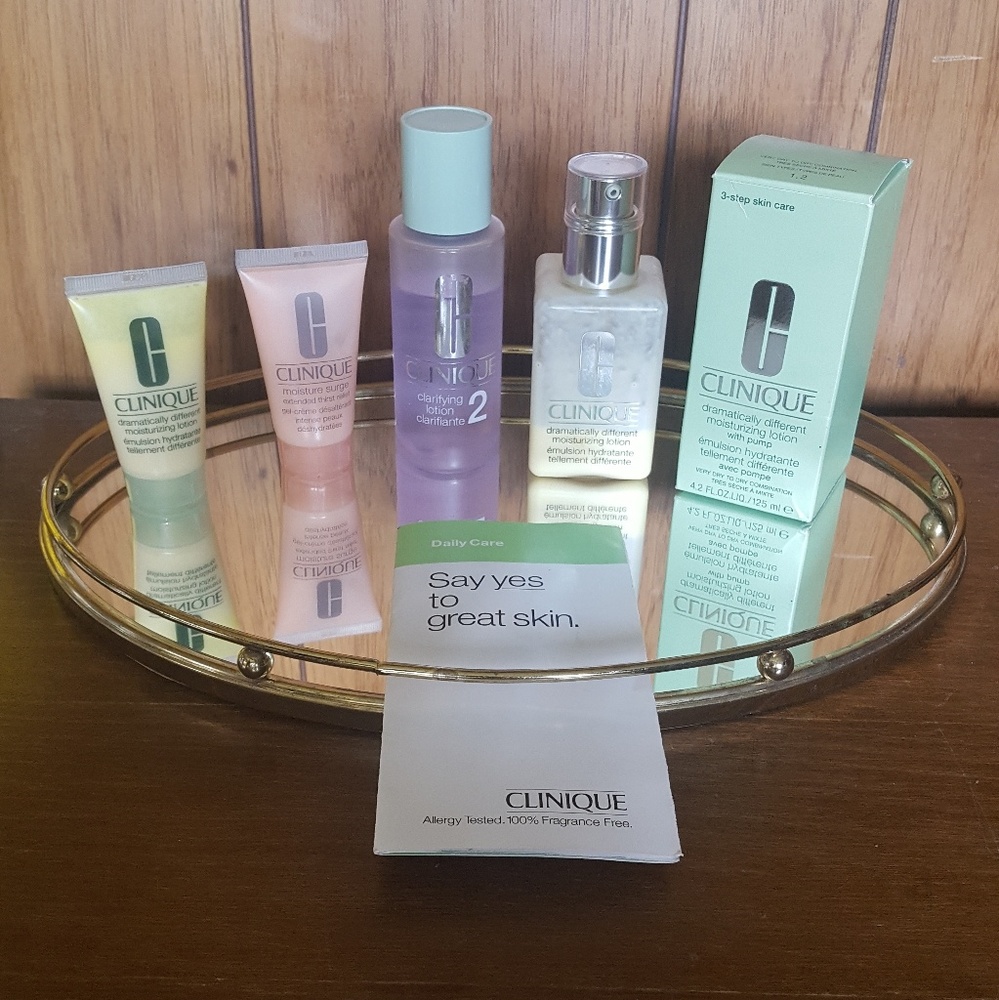 Clinique dry skin care lot