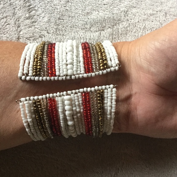 Stretch beaded cuff - Picture 2 of 3