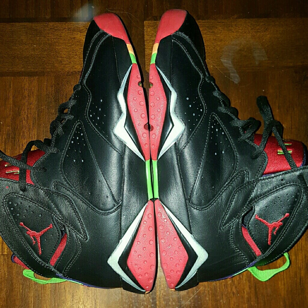 Air jordan marvin the martian 7s