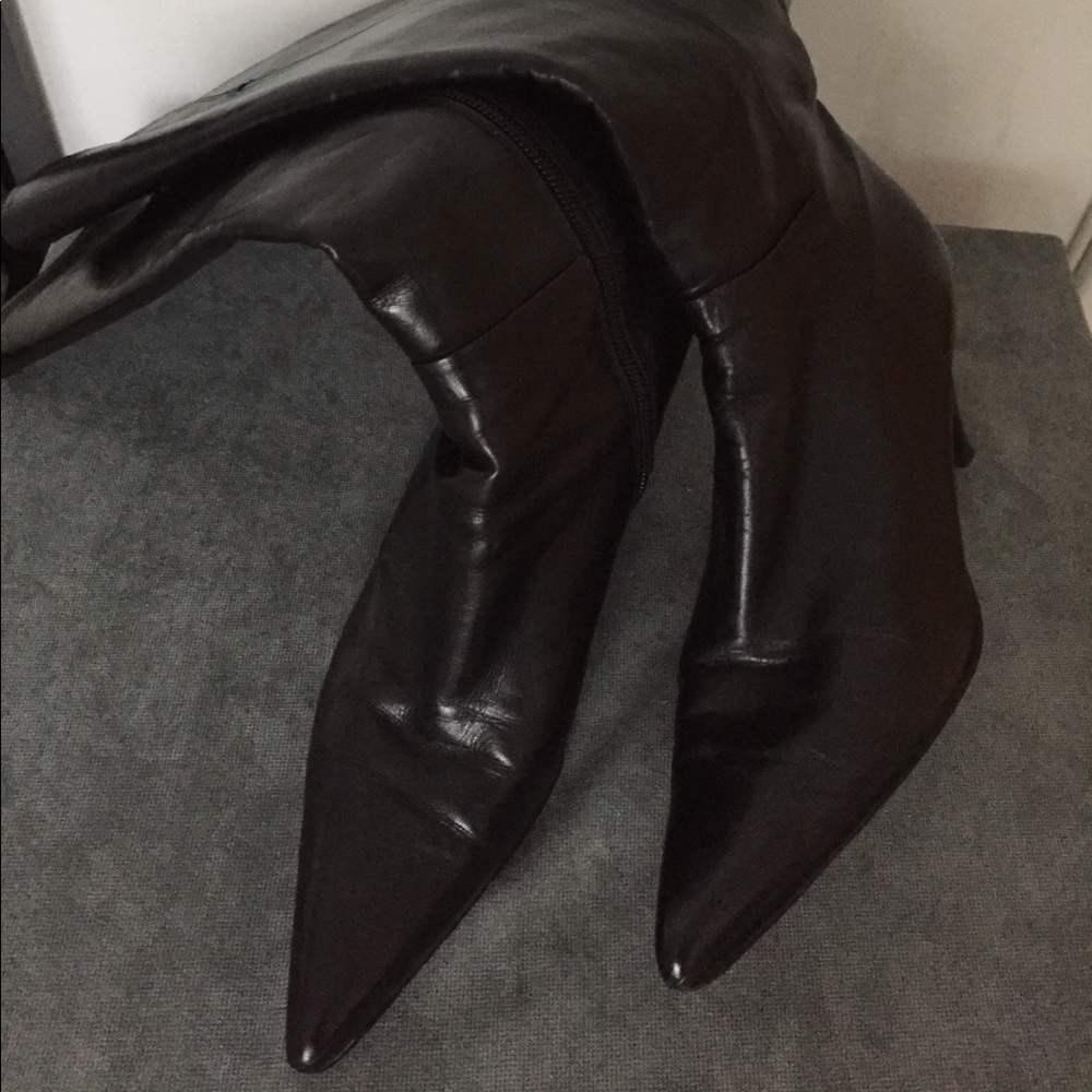 Stuart Weitzman 2" calf length boots. Size 6.