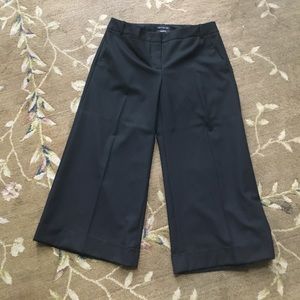 The Limited Capri Pants