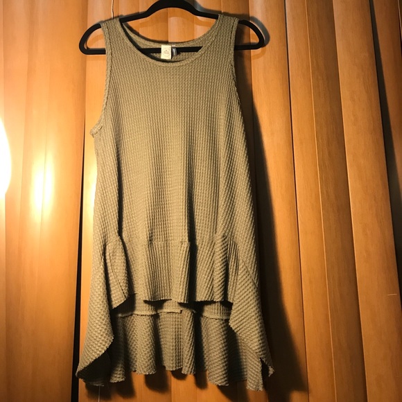 Olive green long shirt - Picture 1 of 1