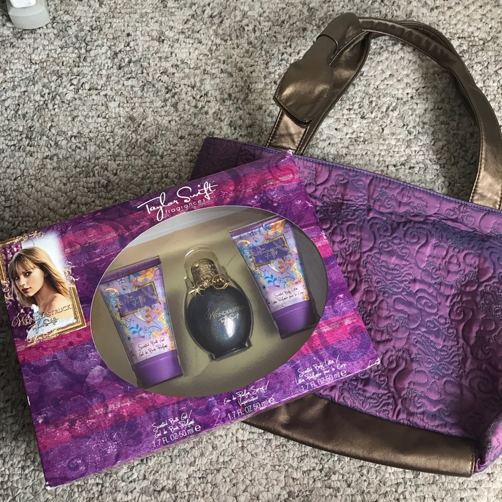 NEW Taylor Swift Wonderstruck Perfume and Tote