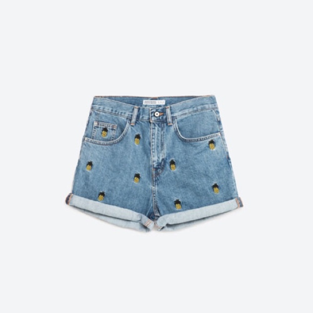 ZARA Denim Shorts - Picture 1 of 5