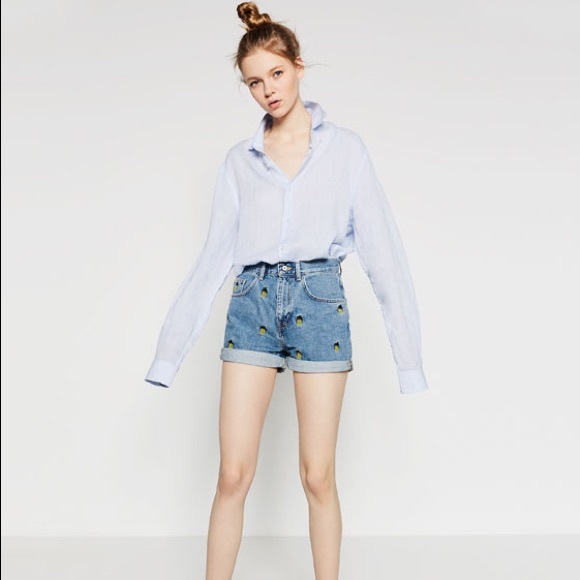 ZARA Denim Shorts - Picture 2 of 5