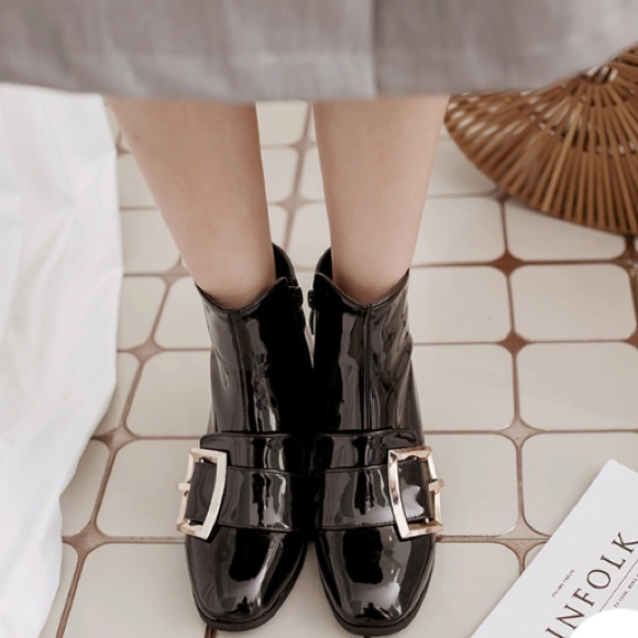 Trendy and unique style! - Picture 3 of 4