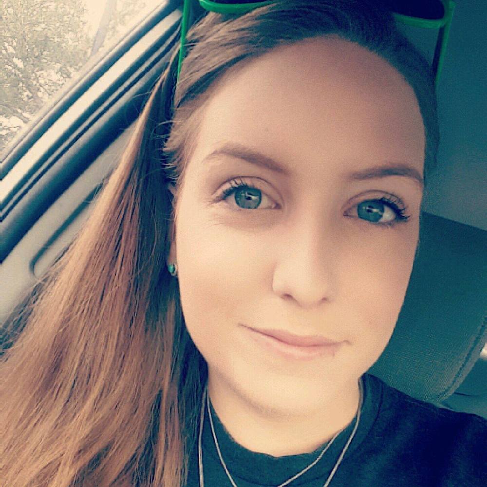 Meet your Posher, Annie