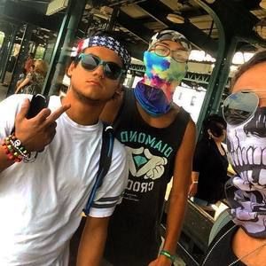 Meet your Posher, Leo