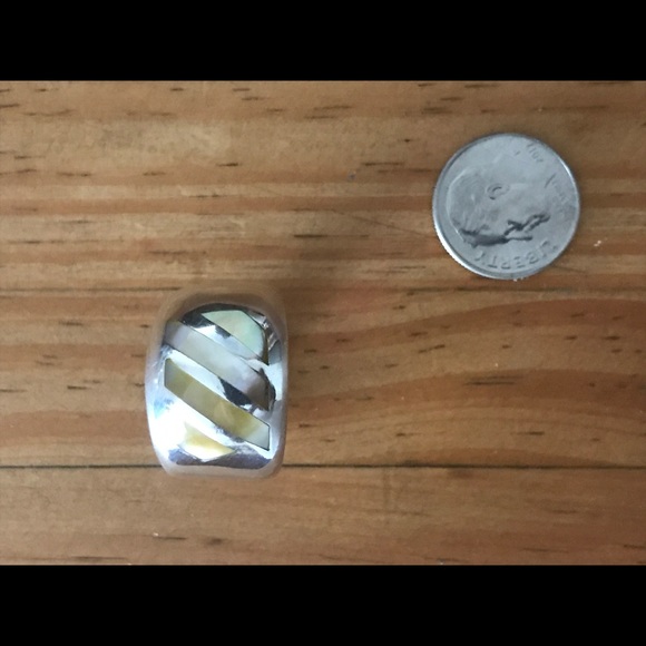Handmade Sterling Silver 950 Mother of Pearl Ring - Picture 2 of 7