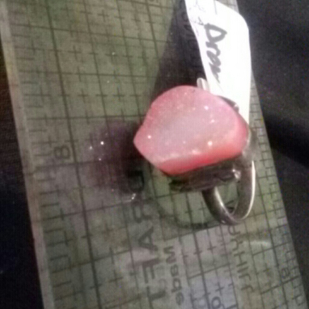 Ring/ silver/ pink druzey