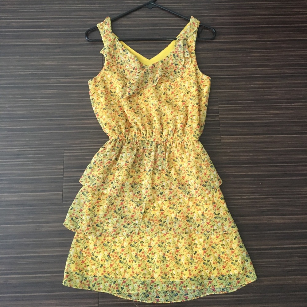 Ruffled floral mini