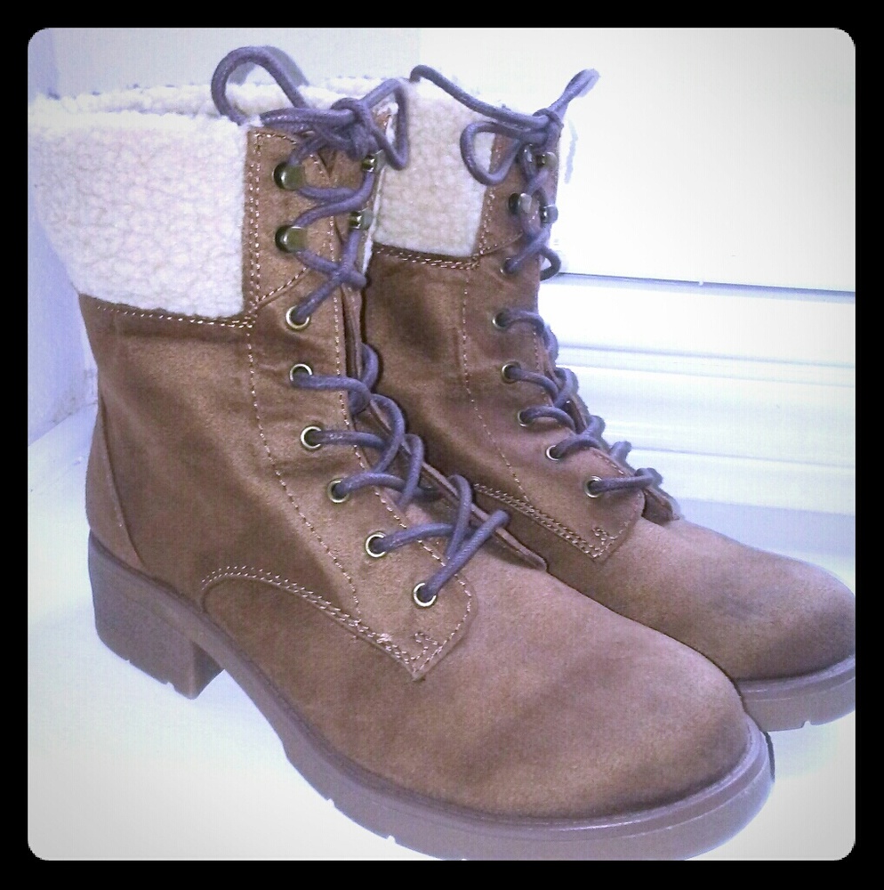 Mossimo winter boots