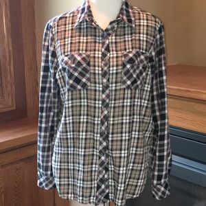 Intro Brown/ Black Plaid top EUC Large
