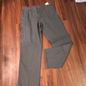 Outdoor Life Men's gray cargo pants, NWT