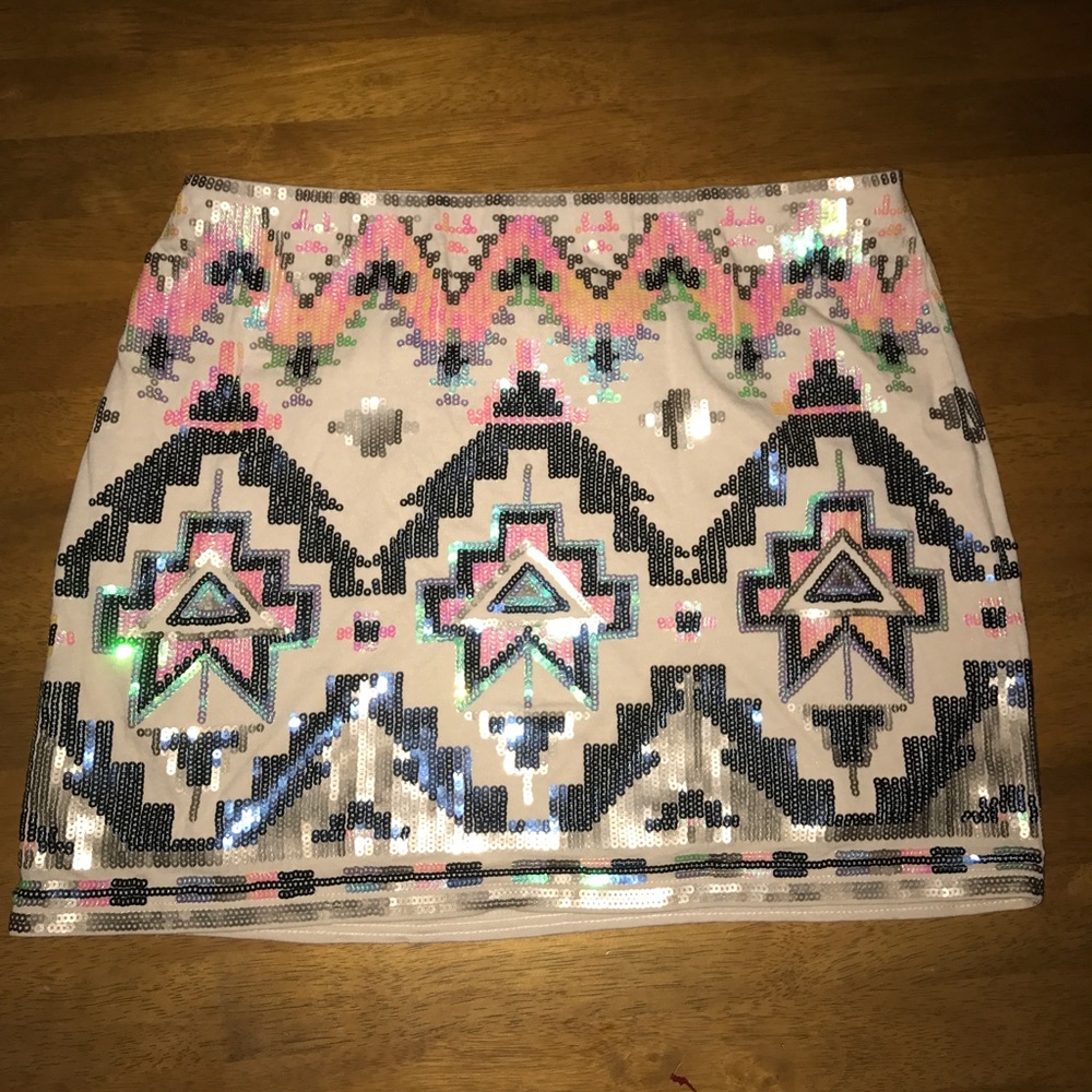 Tribal sequin Express skirt