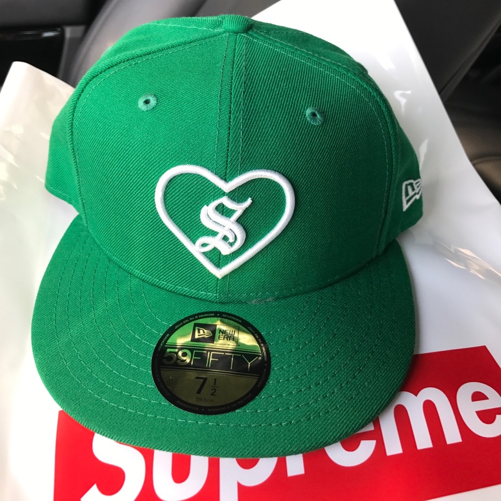 SUPREME baseball cap NWT