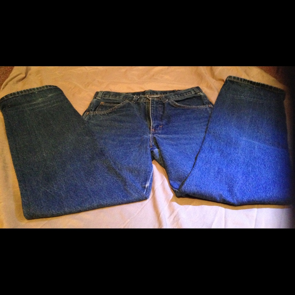 ⬇️Perfect condition blue jeans