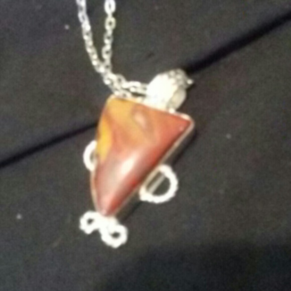 Red agate necklace/ new silver chain/ 22 inches - Picture 1 of 4