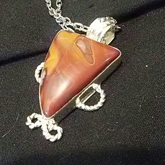 Red agate necklace/ new silver chain/ 22 inches - Picture 2 of 4
