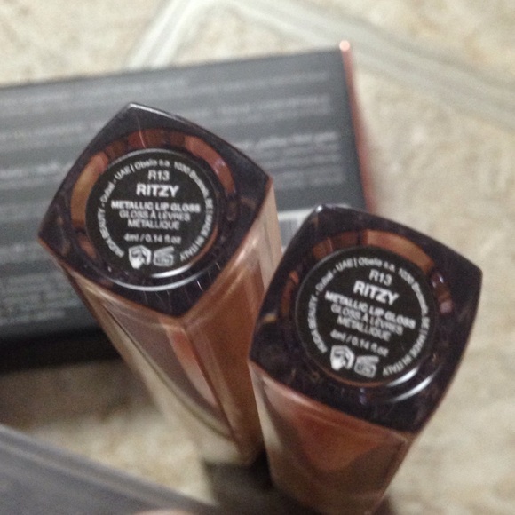 Huda Beauty Lip Strobe gloss - Picture 8 of 8