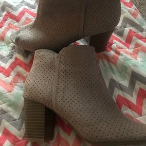 Old navy open toe ankle boots