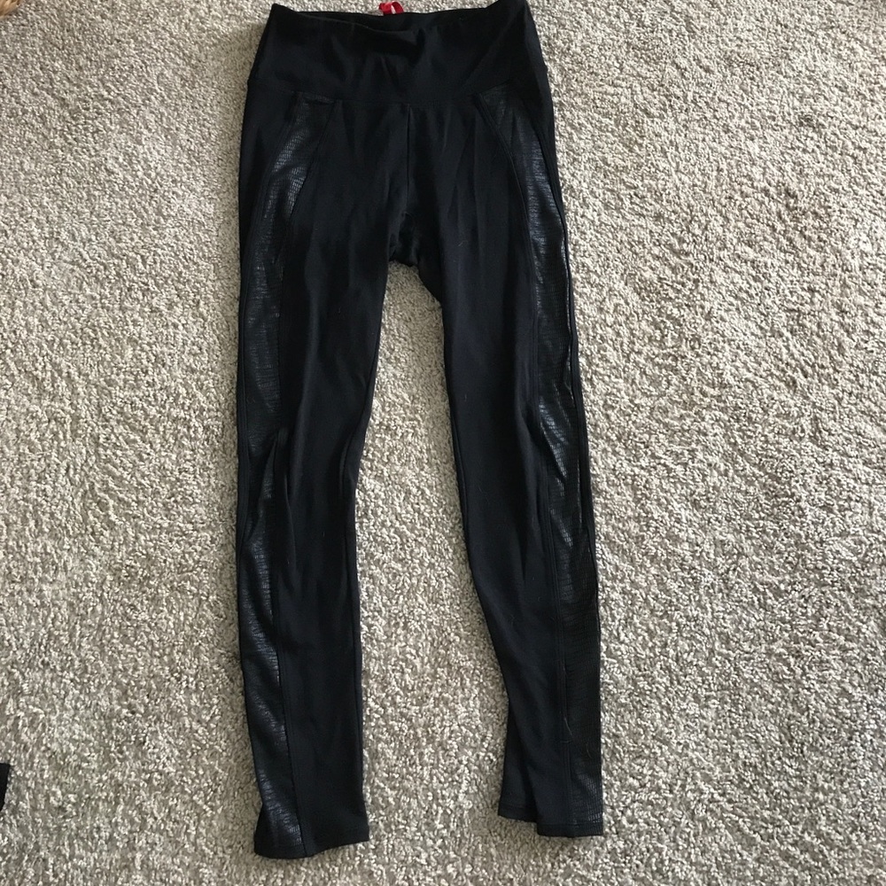 Spanx leggings with snakeskin detail