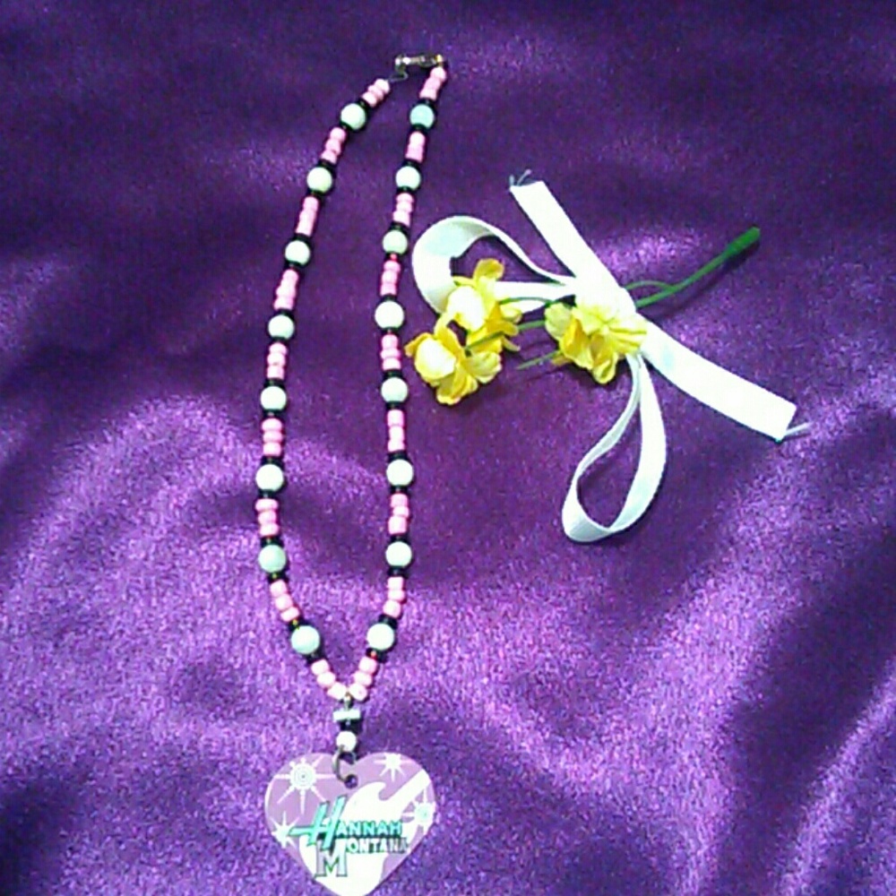 Hannah Montana necklace