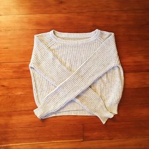 BRANDY MELVILLE FISHERMAN SWEATER
