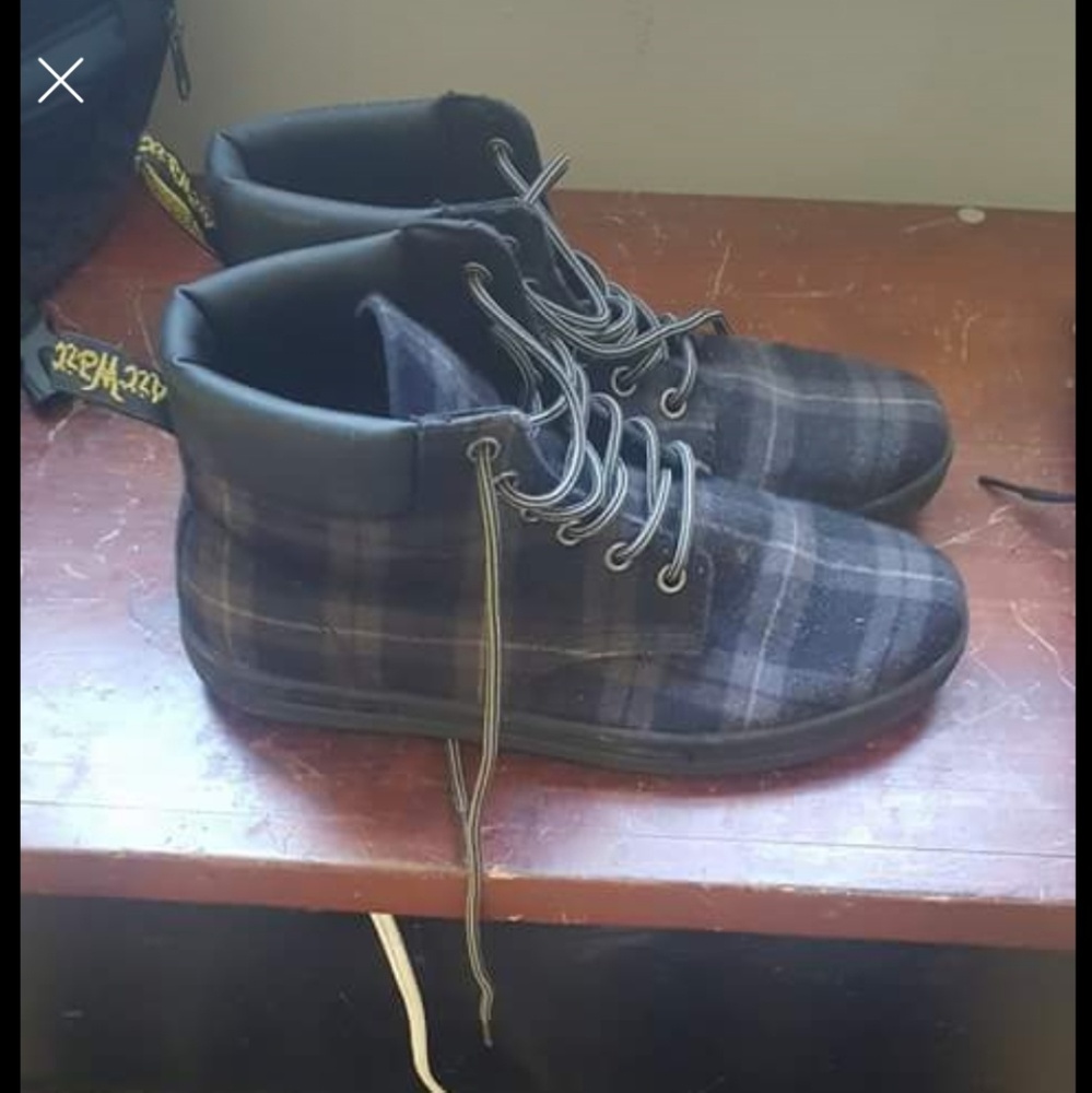 Dr. Martens canvas BNIB