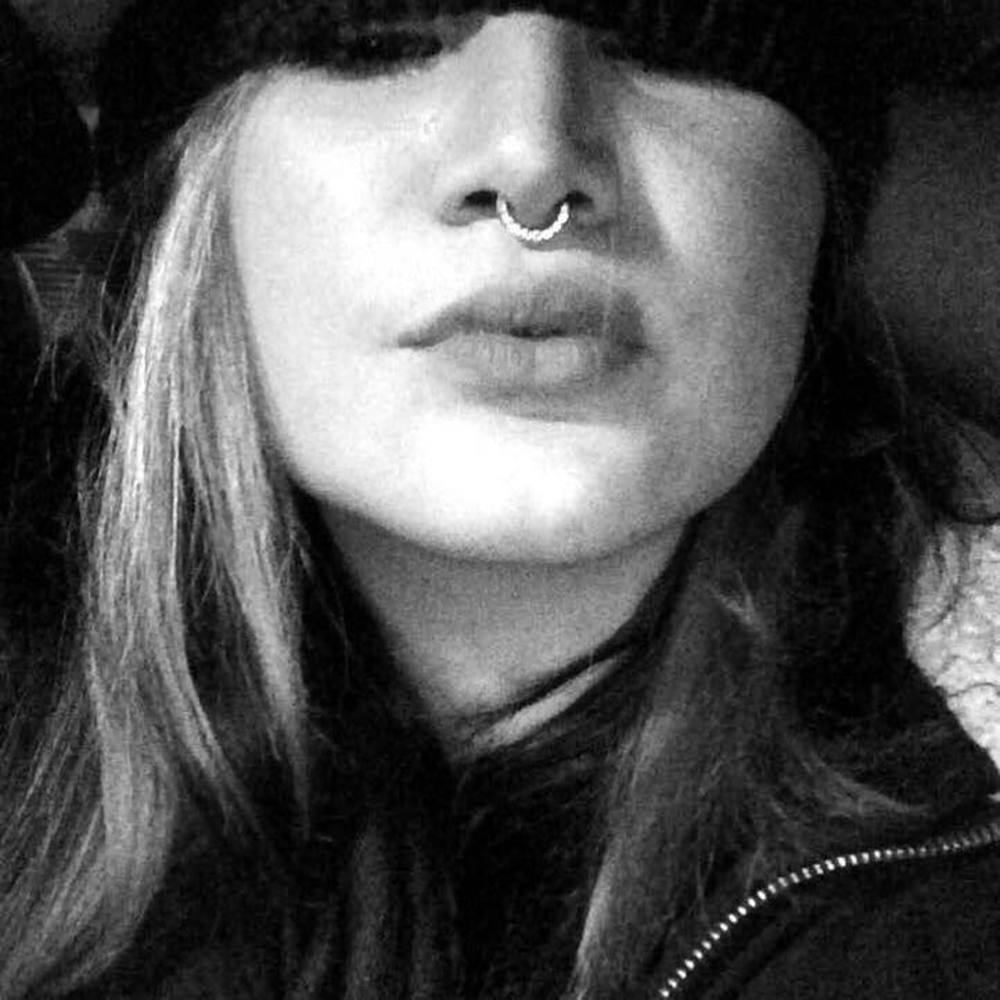 Meet your Posher, Eve