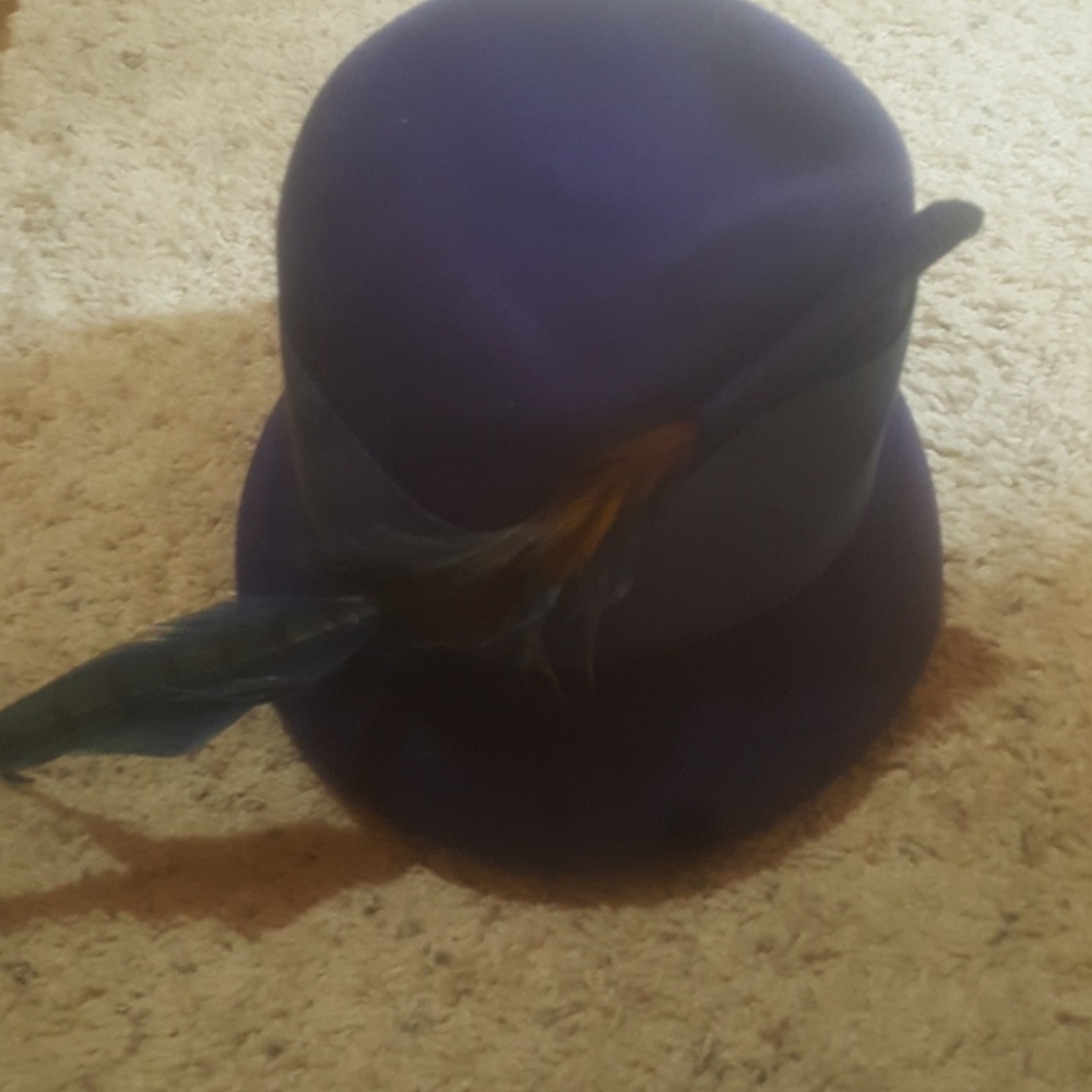 PeachBloom velour hat