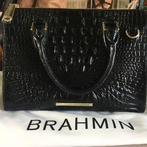 SOLD Brahmin tote