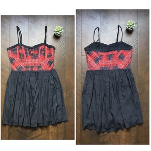 Staring At Stars UO Embroidered Bodice Dress Staring At Stars UO Embroidered Bodice Dress