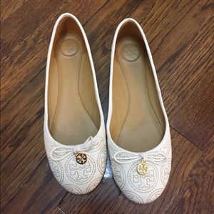 Beautiful flats.  Worn once.